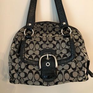 Large Coach shoulder bag. Used in good condition